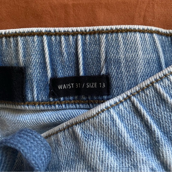 Risen | Mid Rise Jogger Flare Jeans Drawstring Light Wash - Picture 11 of 13